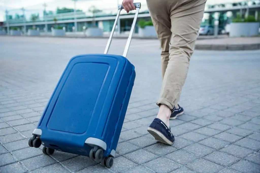 reservation parking roissy
