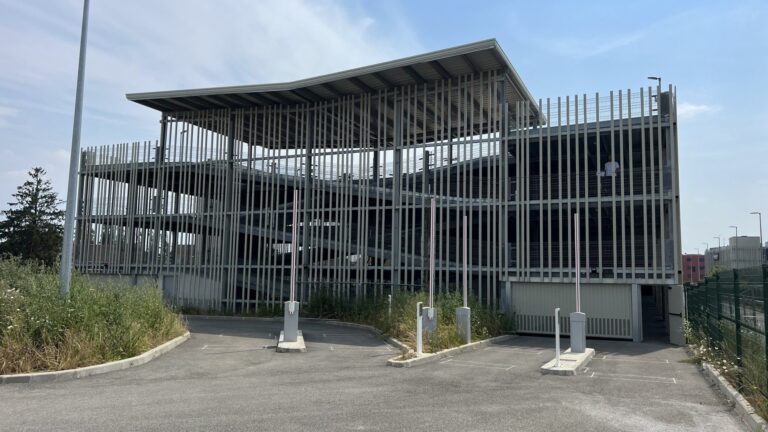 classpark entree parking 1920x1079